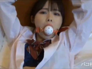 00后巨乳小母狗穿校服激情女上